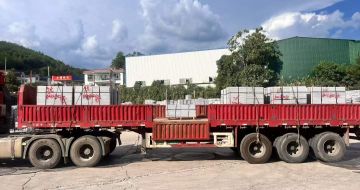 防城港 芝麻灰花岗岩地铺石出货日常