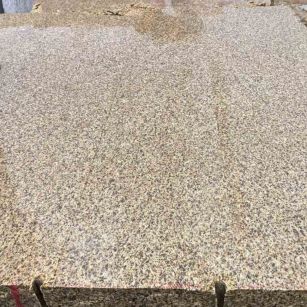 防城港 黄金麻花岗岩石材方料