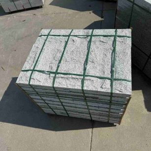 防城港 白麻花岗岩石材自然面蘑菇石成品