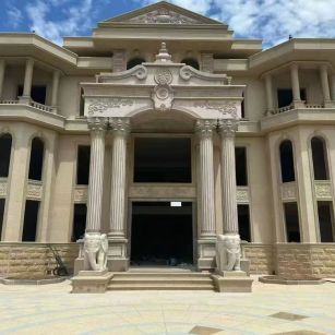 防城港 黄金麻别墅外墙干挂，大柱，大象，蘑菇石，雕花板