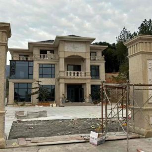 防城港 黄金麻花岗岩别墅雕花外墙干挂配上门口雕花罗马柱