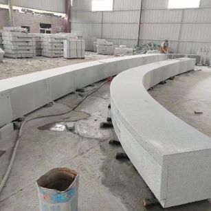 防城港芝麻白花岗岩石板材 园林光面弧形坐凳