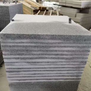 防城港 芝麻白5公分火烧地铺成品，900*400，规格可定制