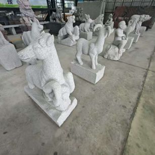 防城港 芝麻白花岗岩造型立体雕刻——十二生肖