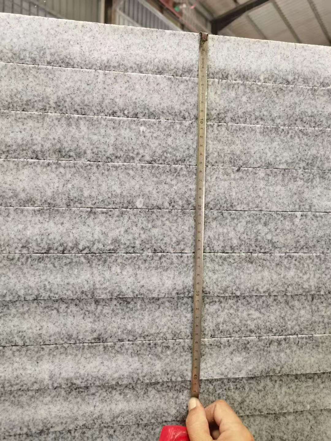 防城港 芝麻白火烧成品厚薄均匀，B料价格接近A料质量