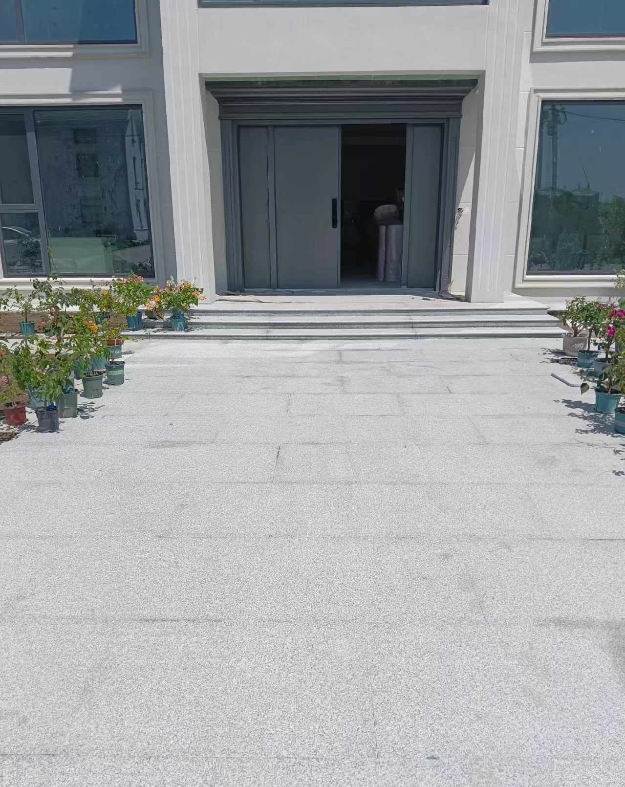 防城港 芝麻白花岗岩地铺石地面铺装