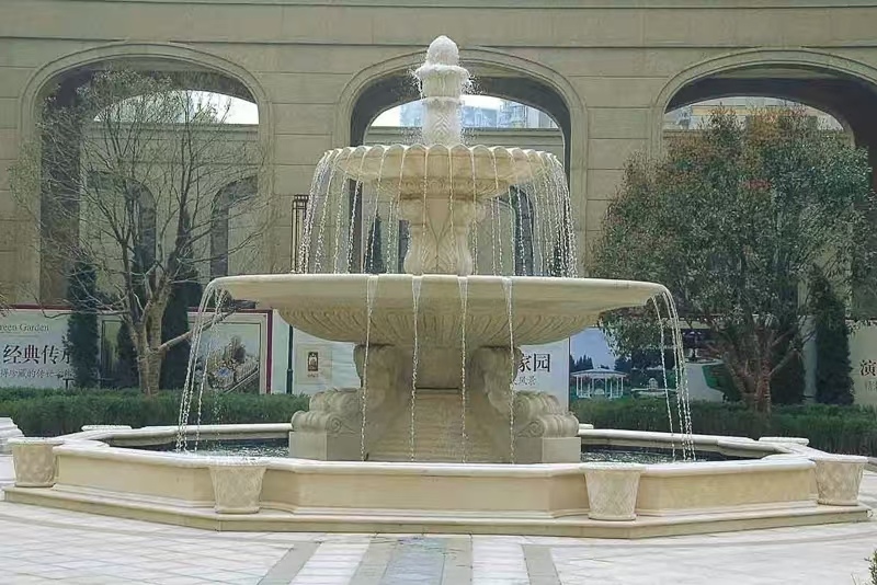 防城港 黄金麻花岗岩异型加工——户外庭院石雕流水喷泉