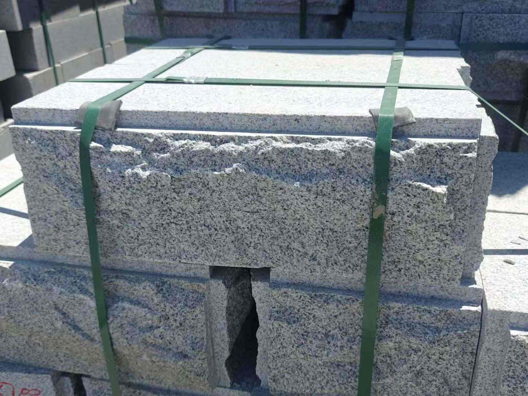 防城港 芝麻白花岗岩自然面成品