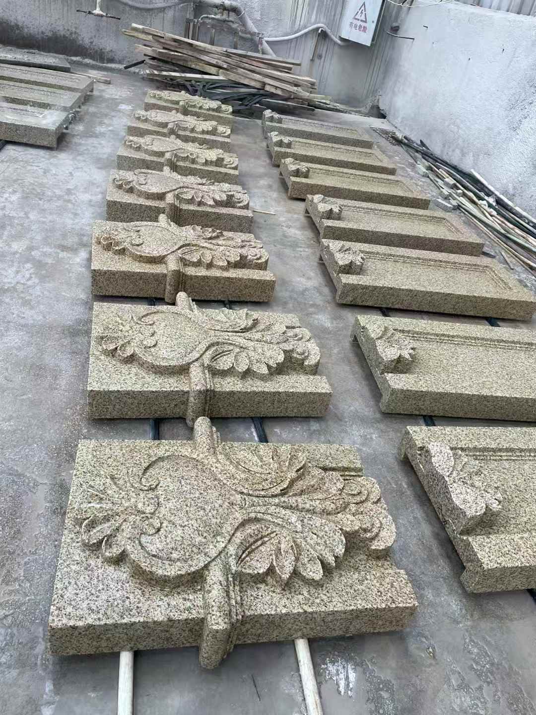 防城港 黄金麻花岗岩别墅外墙雕刻板