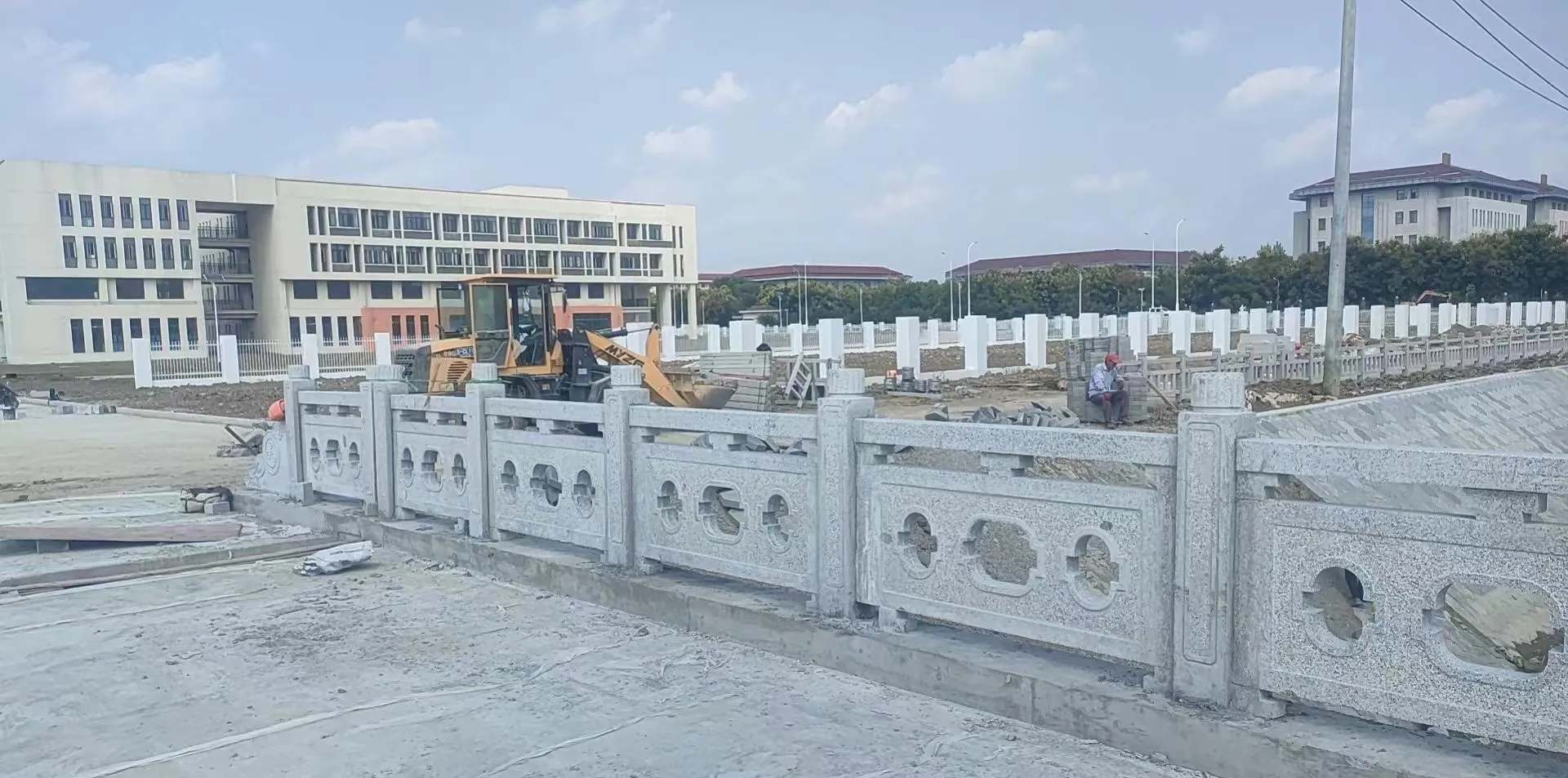 防城港 白麻花岗岩荔枝面河道栏杆