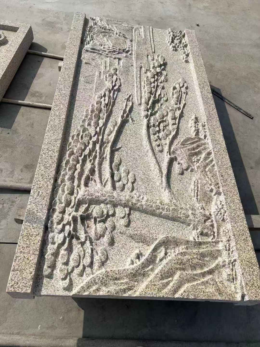 防城港 黄金麻雕刻板浮雕迎客松